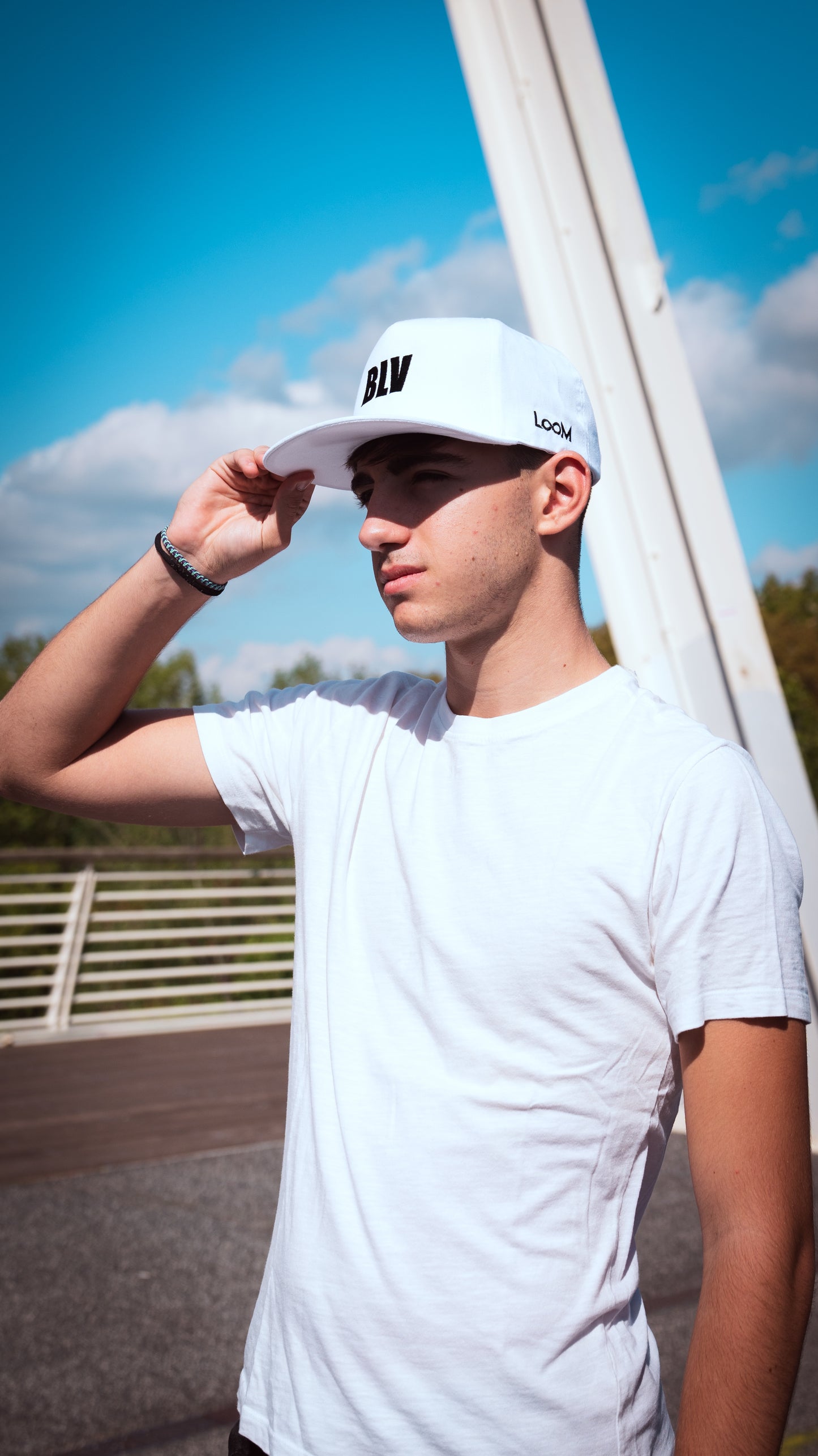 LIMITED EDITION-White snapback cap BLV